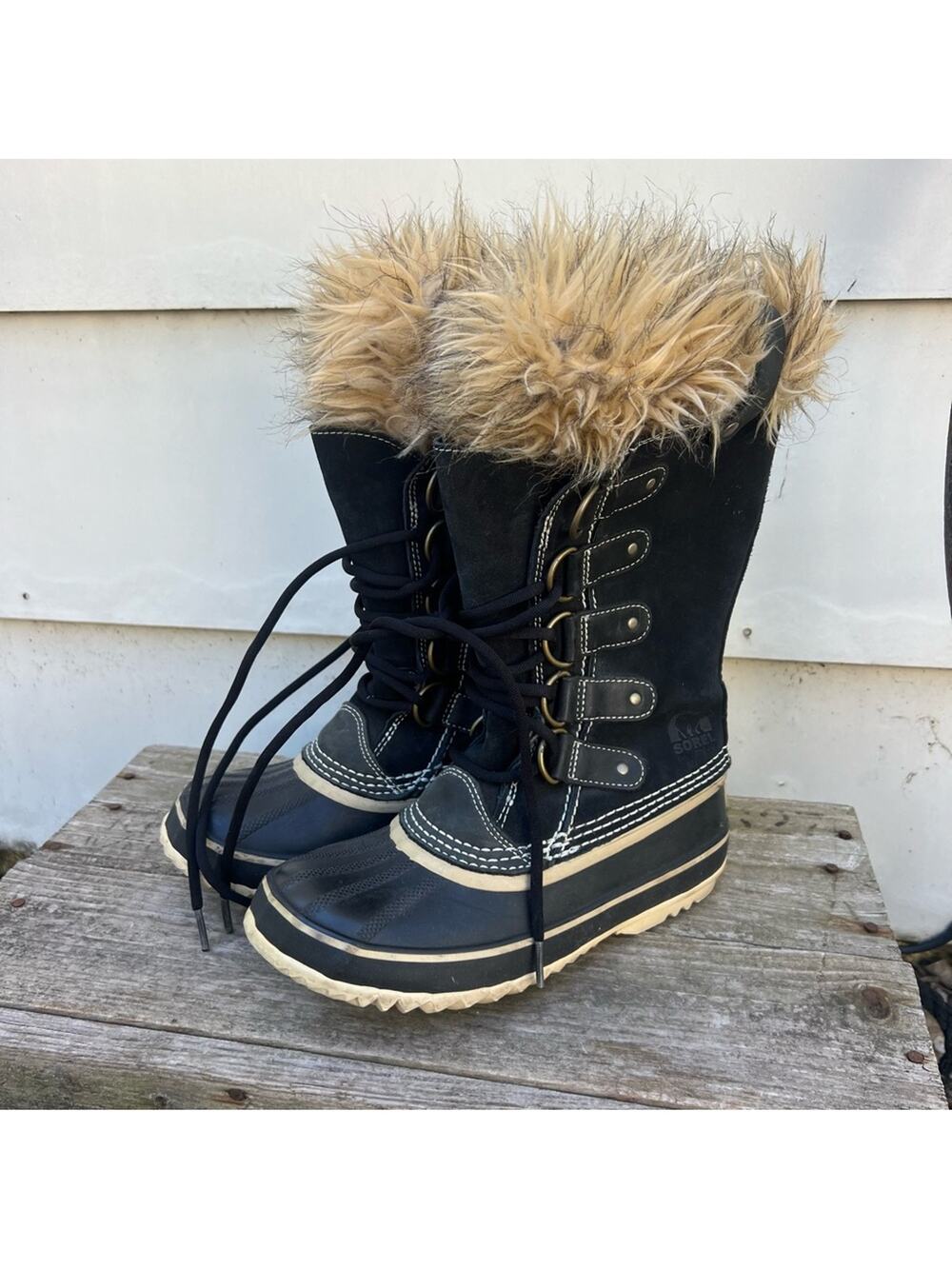 Sorel Joan of Arc Black Furry Snow Winter Lace Up Boots NL1540-010 Size 6
